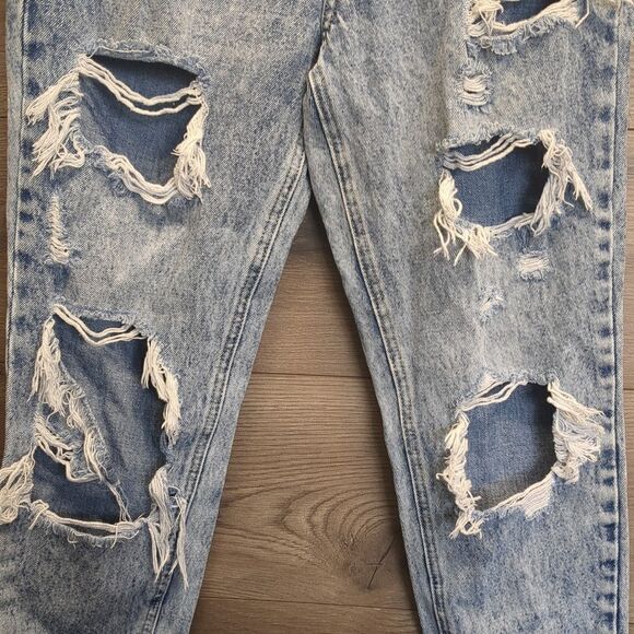 KanCan Light Acid Wash High Rise Distressed Boyfriend Jeans Women's Size 5 26 - Picture 7 of 10